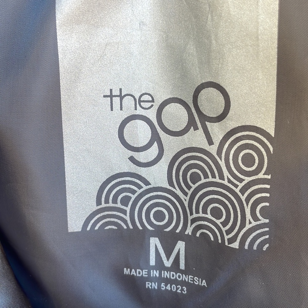 Gap NWT Puffer Coat - Picture 4 of 7